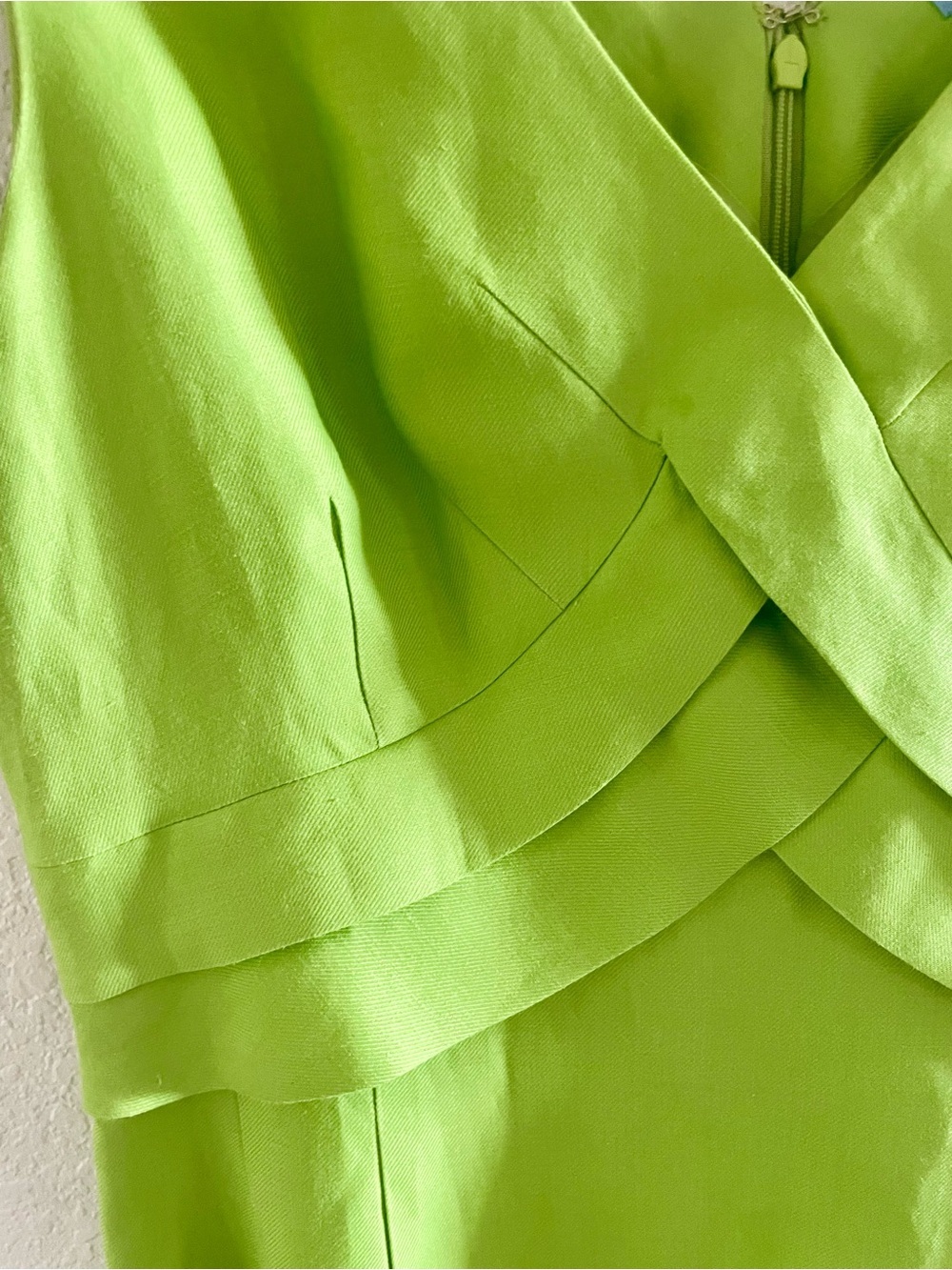 ANTONIO MELANI Bright Lime Green V-Neck Midi Dress - Picture 4 of 10